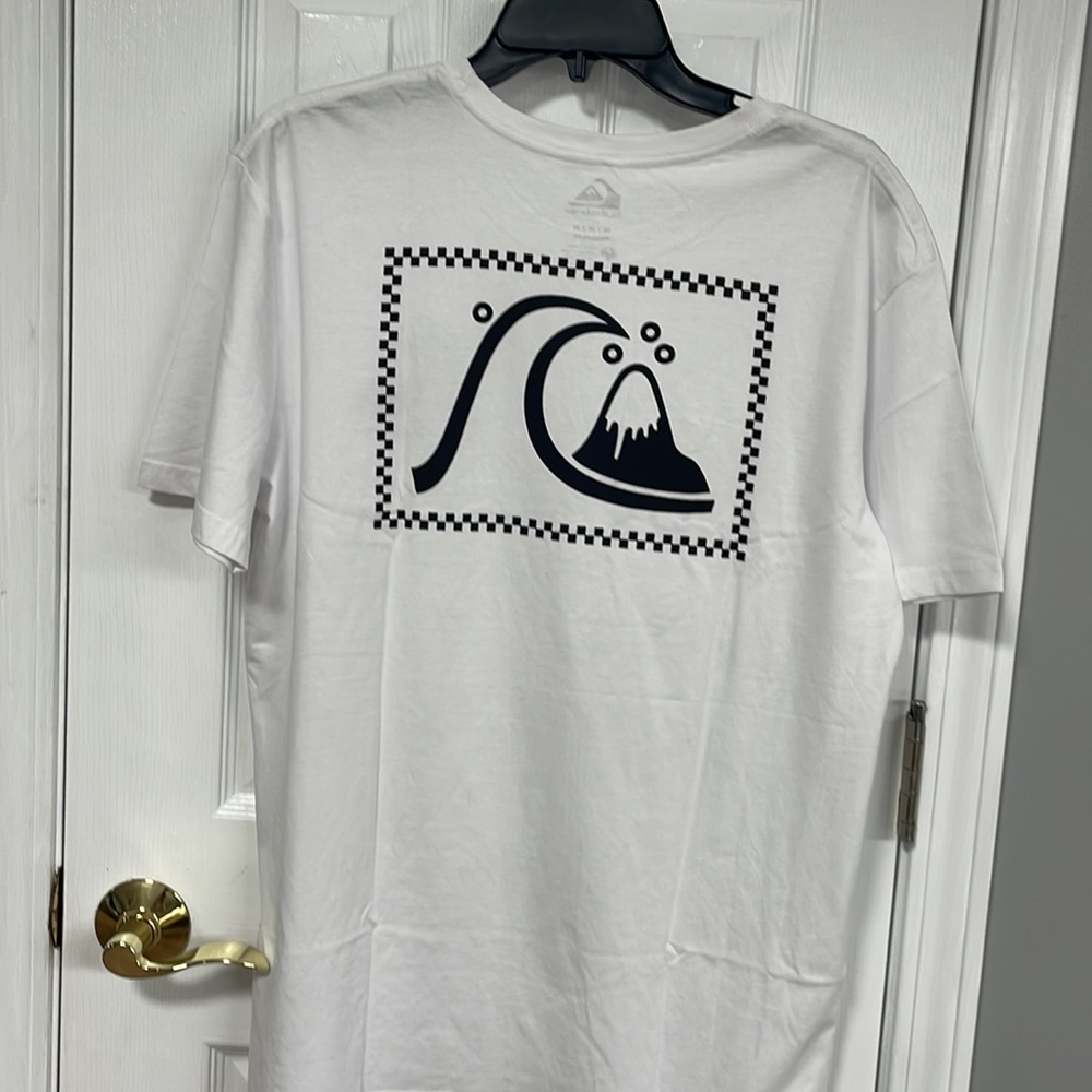 Quiksilver - Picture 2 of 4